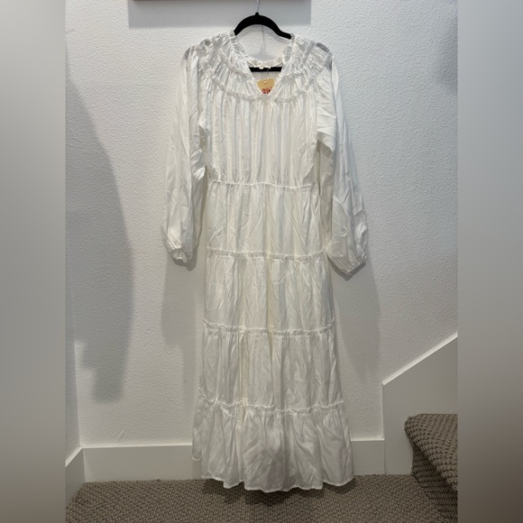 entro Dresses & Skirts - NWT Entro tiered maxi dress